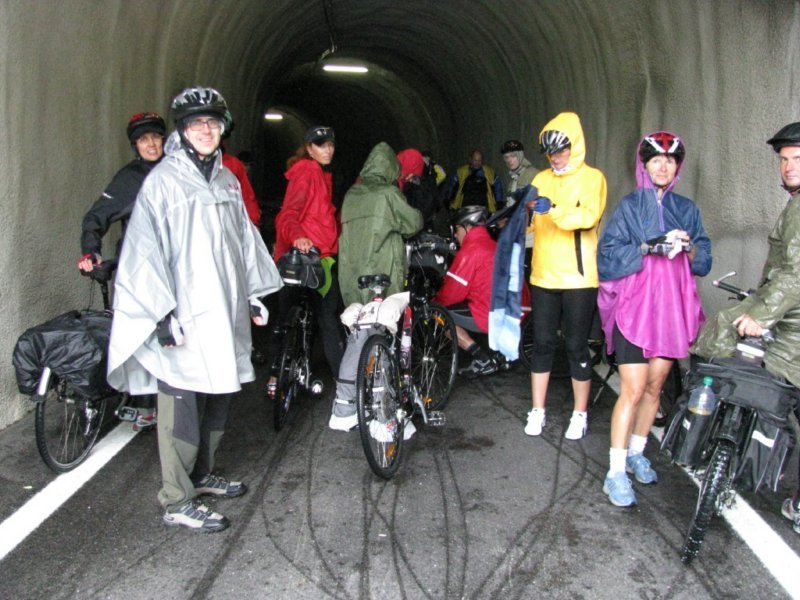 2008