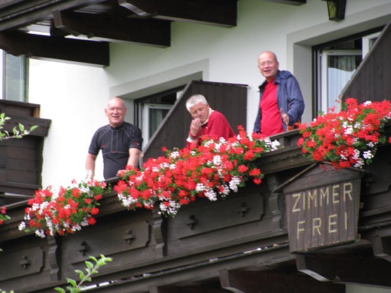 2008