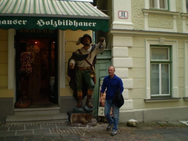 2008