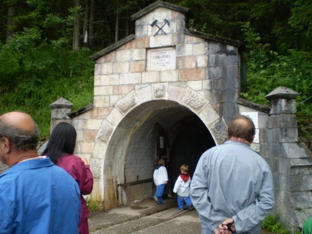 2008