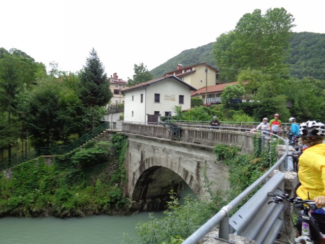 2016