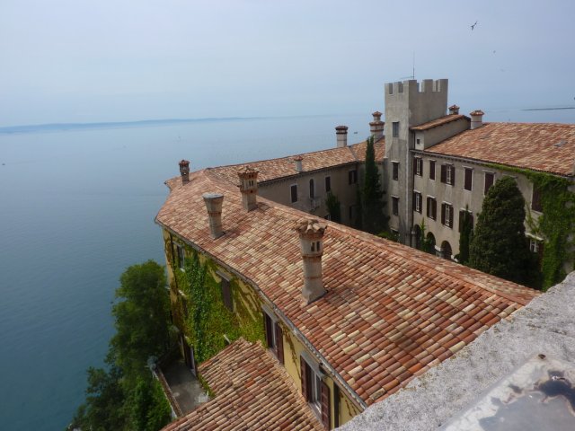 2016
