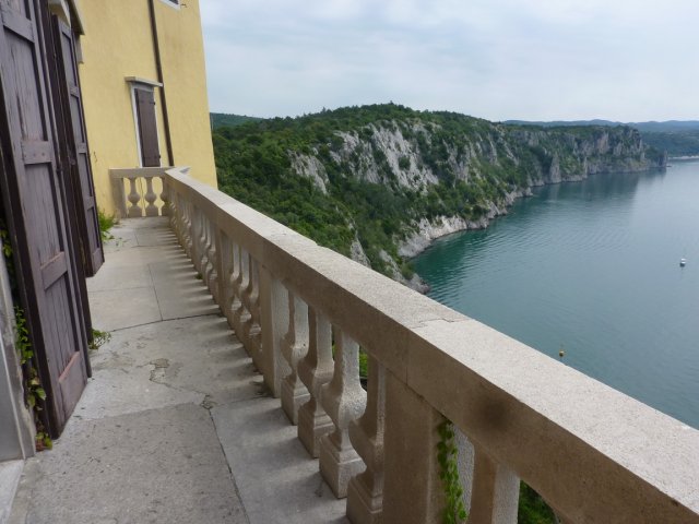2016