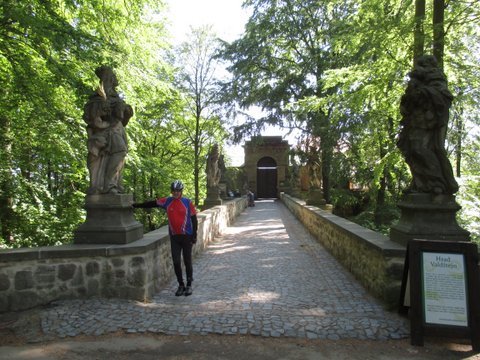 2016